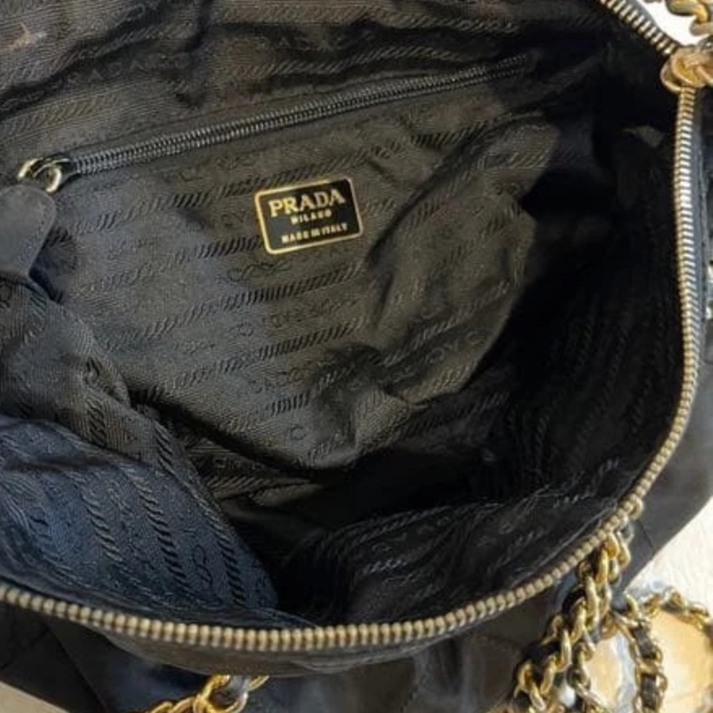 Prada⭐️⭐️Black Quilted Shoulder Bag with Gold Chain. No damages. - Picture 14 of 14